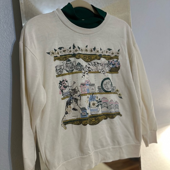 Sweaters - Vintage Cat Print Sweatshirt